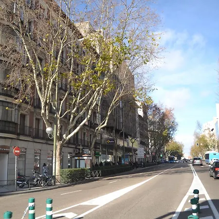 Hostal Overnight Madrid-2